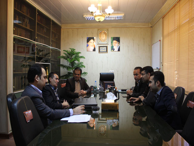 نشست هیأت اعزامی معاونت آموزشی دانشگاه جامع علمی-کاربردی با رئیس واحد استانی