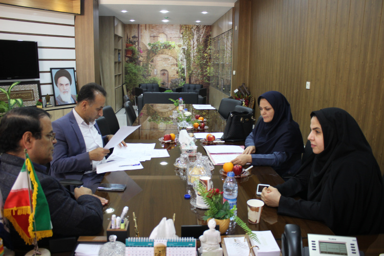 نشست مشترک مدیر کل اداره کل فرهنگ و ارشاد اسلامی استان بوشهر با ریاست دانشگاه