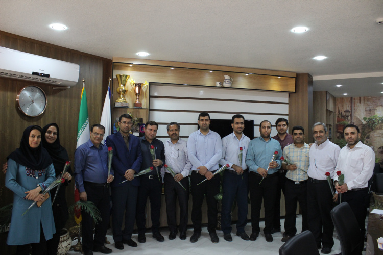 پیام تبریک رییس دانشگاه جامع علمی کاربردی استان بوشهر و جلسه  تجلیل از زحمات  کارکنان دانشگاه  به مناسبت هفته دولت و روز کارمند