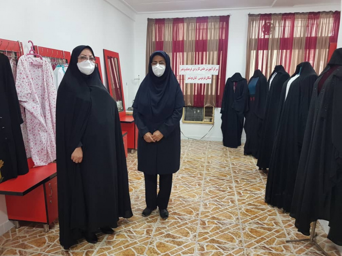 برپایی نمایشگاه محصولات فرهنگی حجاب و عفاف در مرکز فرهنگ و هنر نیکان فردوس لیان