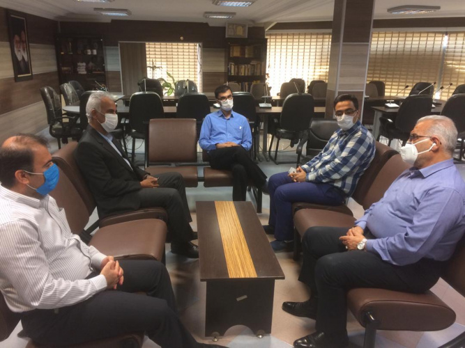 سرپرست دانشگاه جامع علمی کاربردی استان بوشهر از اتاق اصناف این استان بازدید نمود