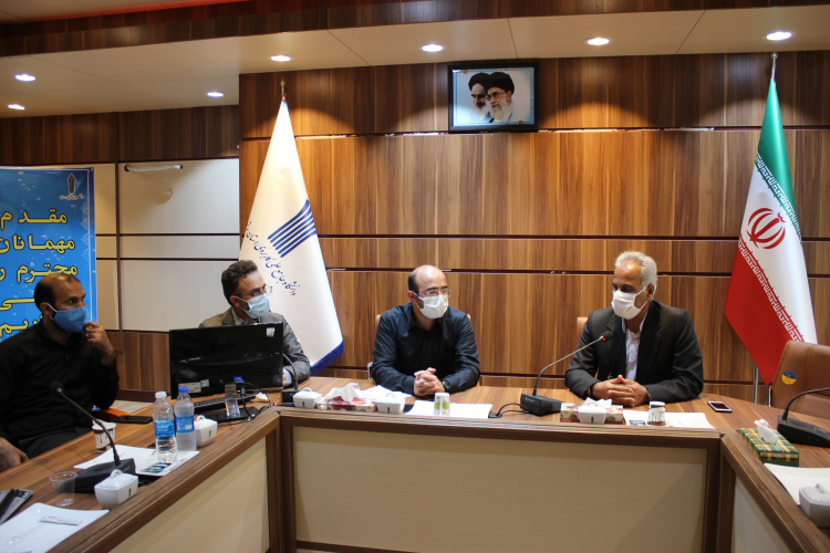 جلسه هم اندیشی با حضور کارآفرینان برتر مراکز و مسئولین بنیاد برکت استان بوشهردر دانشگاه جامع علمی کاربردی استان بوشهر برگزار شد