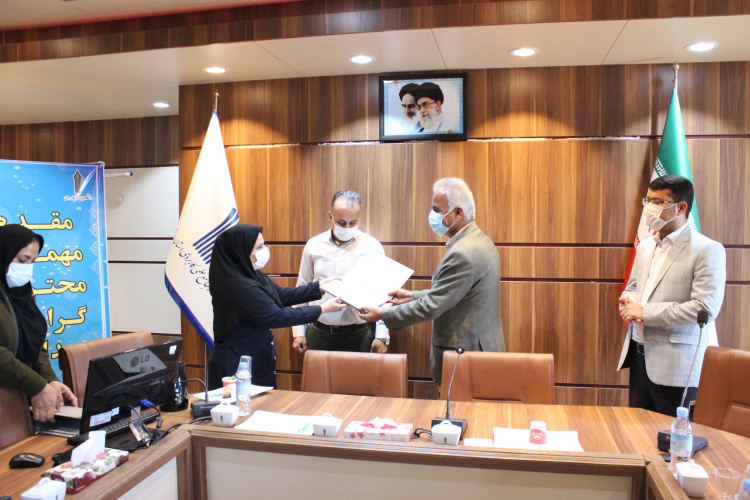 مراسم تجلیل از دانشجوی نمونه مهارتی سال ۱۳۹۹ دانشگاه جامع علمی کاربردی استان بوشهر برگزار شد