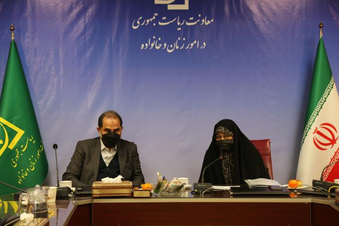 زنان سرپرست خانوار و خودسرپرست با استفاده از ظرفیت دانشگاه جامع علمی کاربردی توانمند می شوند