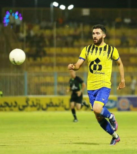 دعوت دانشجوی مرکز کشت و صنعت پاسارگاد تنگستان به اردوی تیم ملی فوتبال دانشجویان ایران