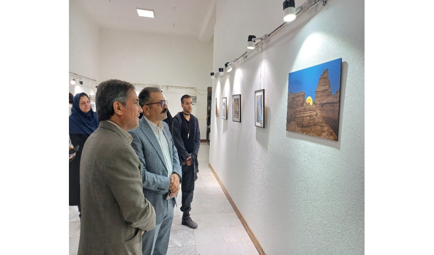 نمایشگاه عکس " قاب تجربه " توسط دانشجویان مرکز آموزش نیکان فردوس لیان بوشهر